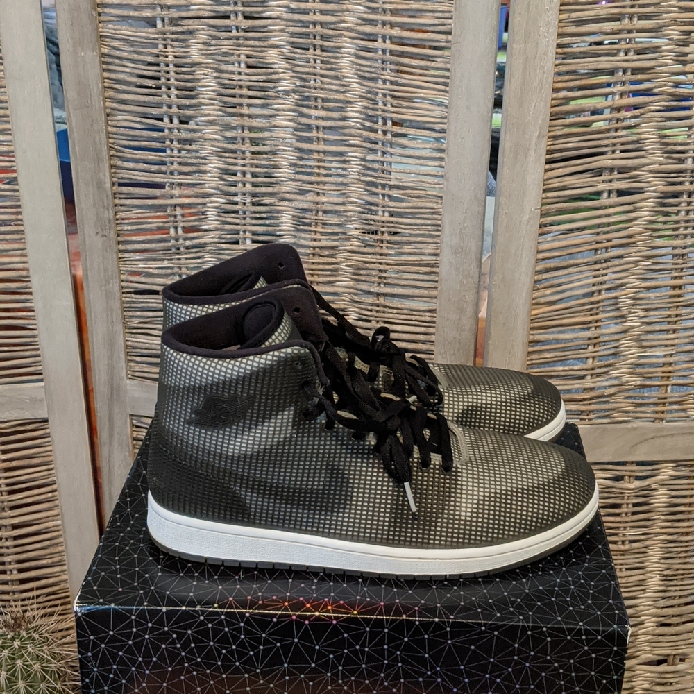Jordan 1 Retro 4lab1 Reflect Silver Size 11.5 Rare